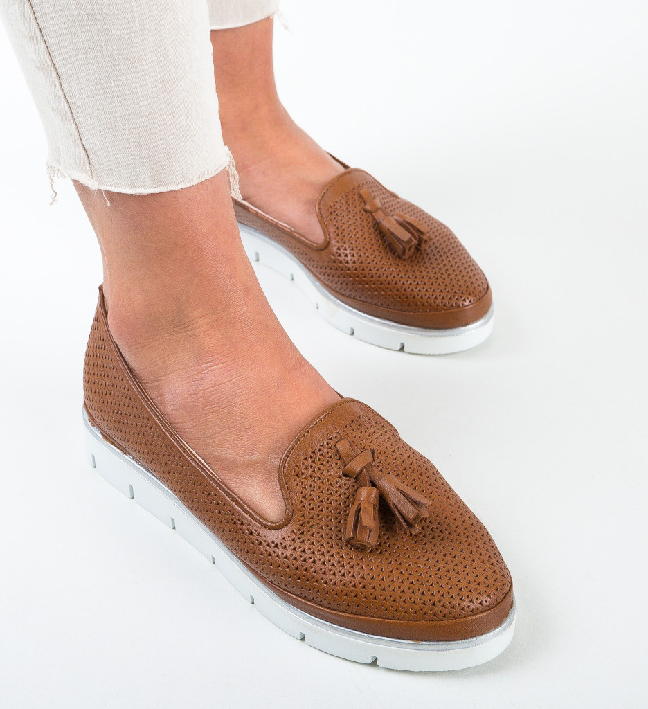 Pantofi casual piers maro