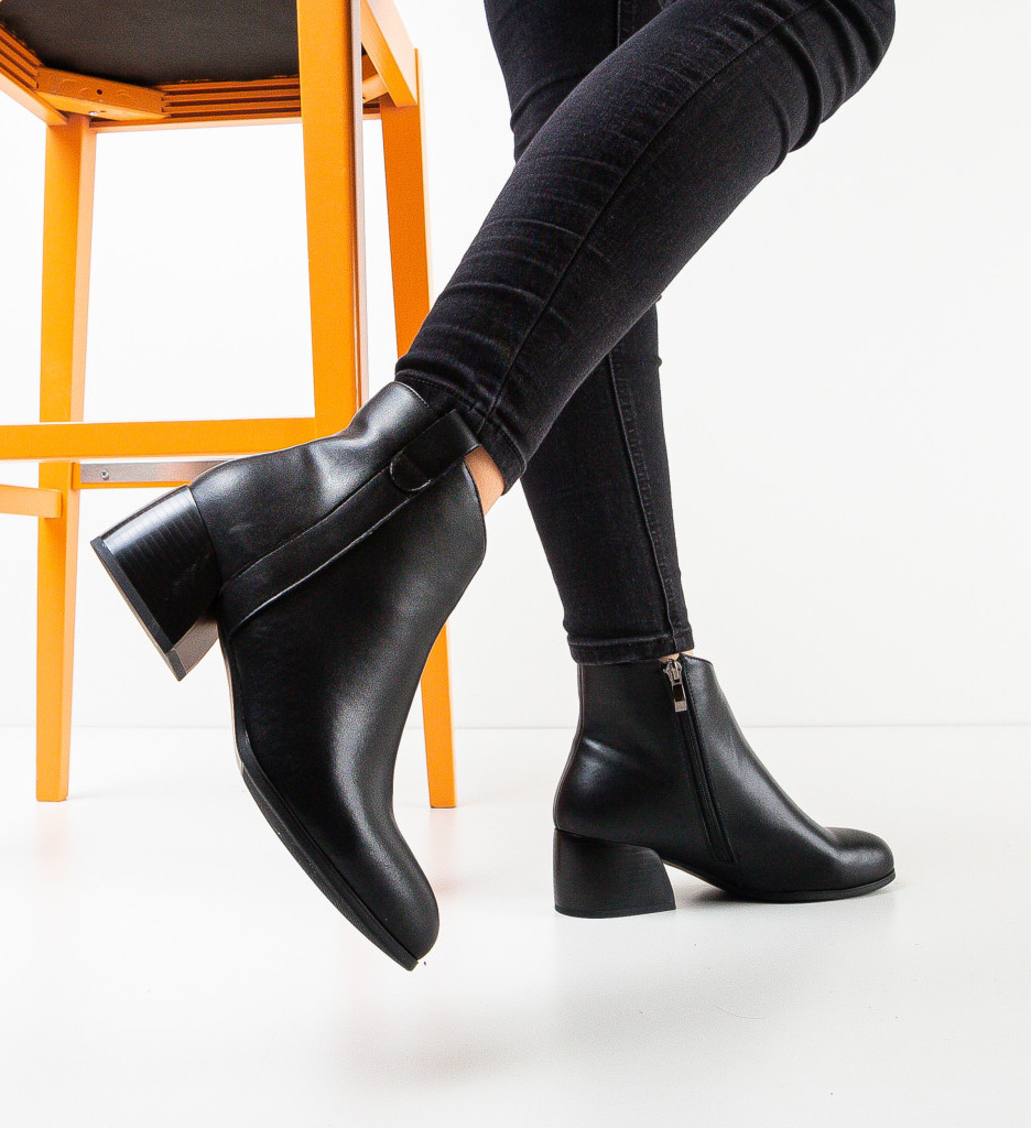 Botine Ughan Negre
