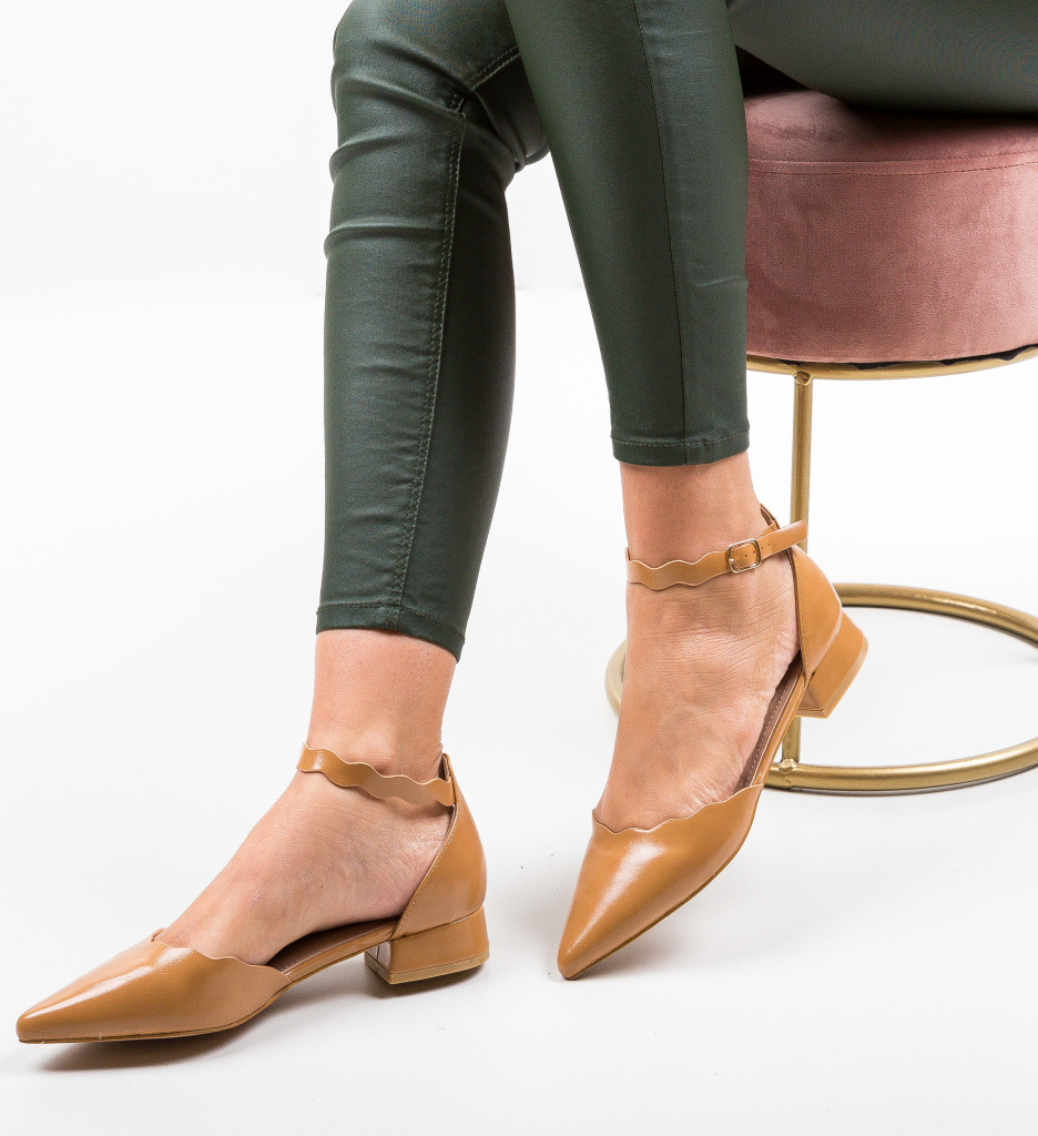 Pantofi tierne camel