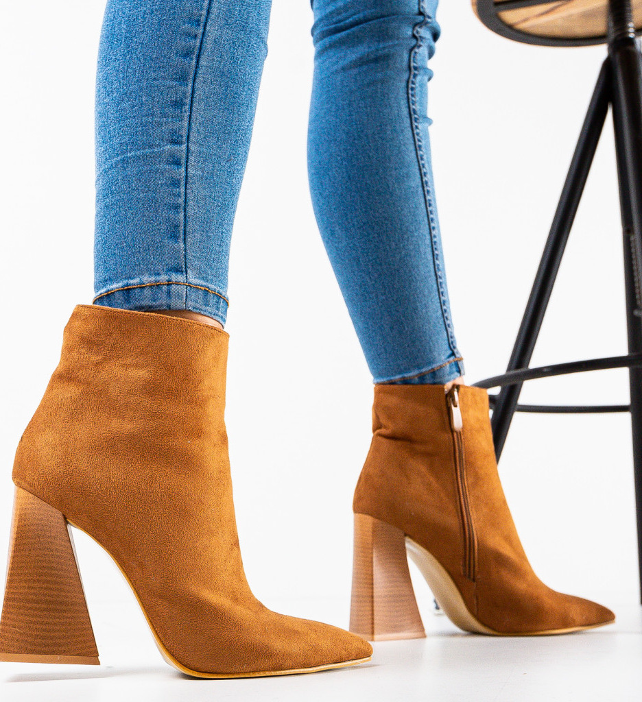 Botine dama rafa camel
