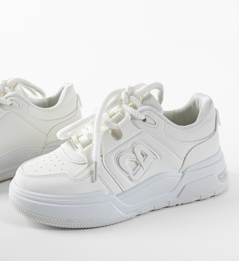 Poze Sneakers dama Bebybe Albi DePurtat