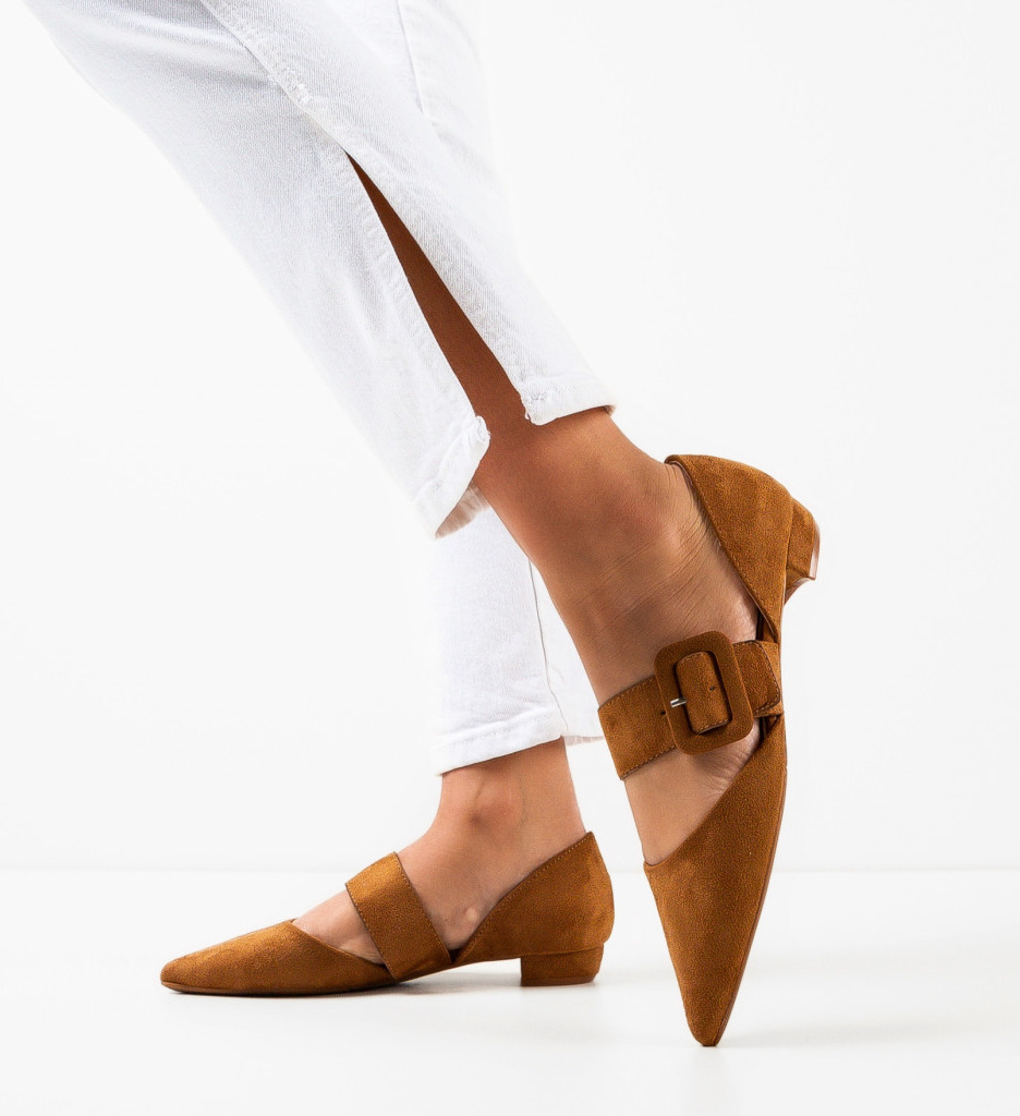 Balerini dama valdez camel