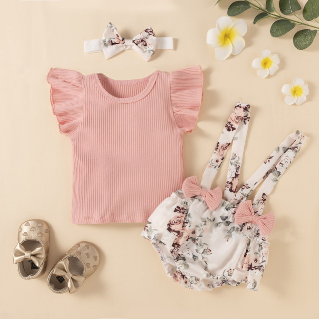 Costumas cu tricou roz - Floricele