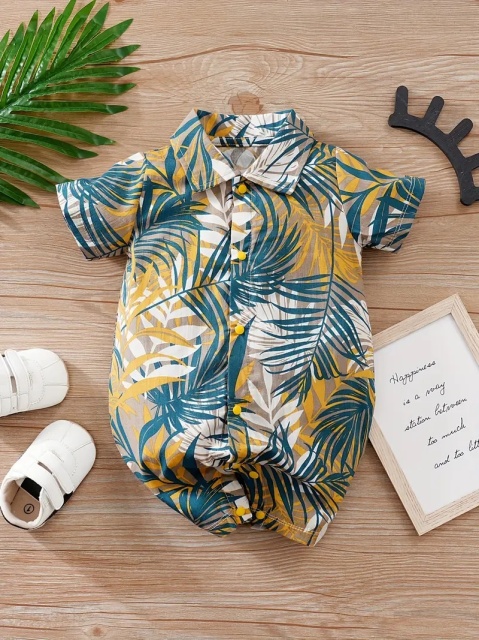 Salopeta vara pentru bebelusi cu imprimeu exotic