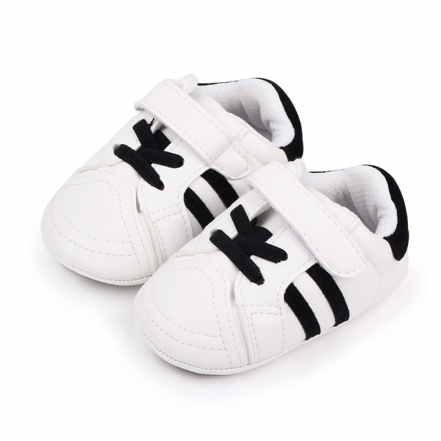 Superbebeshoes Adidasi albi cu dungi negre pentru bebelusi