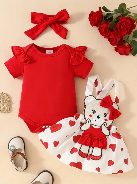 Set body rosu si sarafan cu ursulet si inimioare
