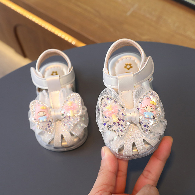 Sandale alb sidefat pentru fetite - Doll