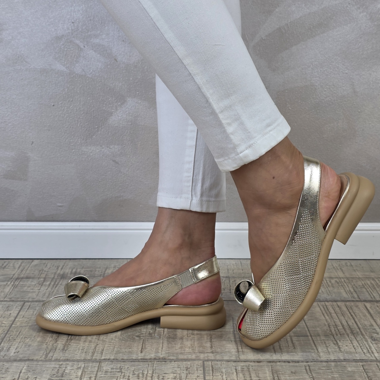 portcard piele MANOS.RO Papuci dama piele naturala SV1673