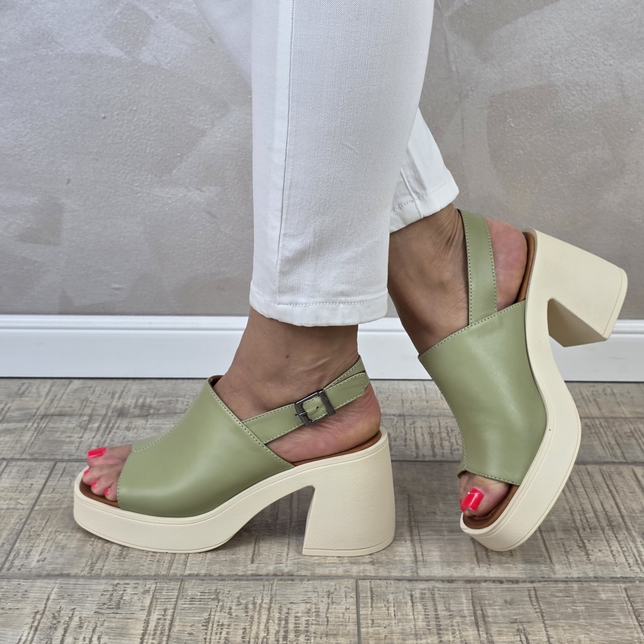 portcard piele MANOS.RO Sandale dama piele naturala SP942