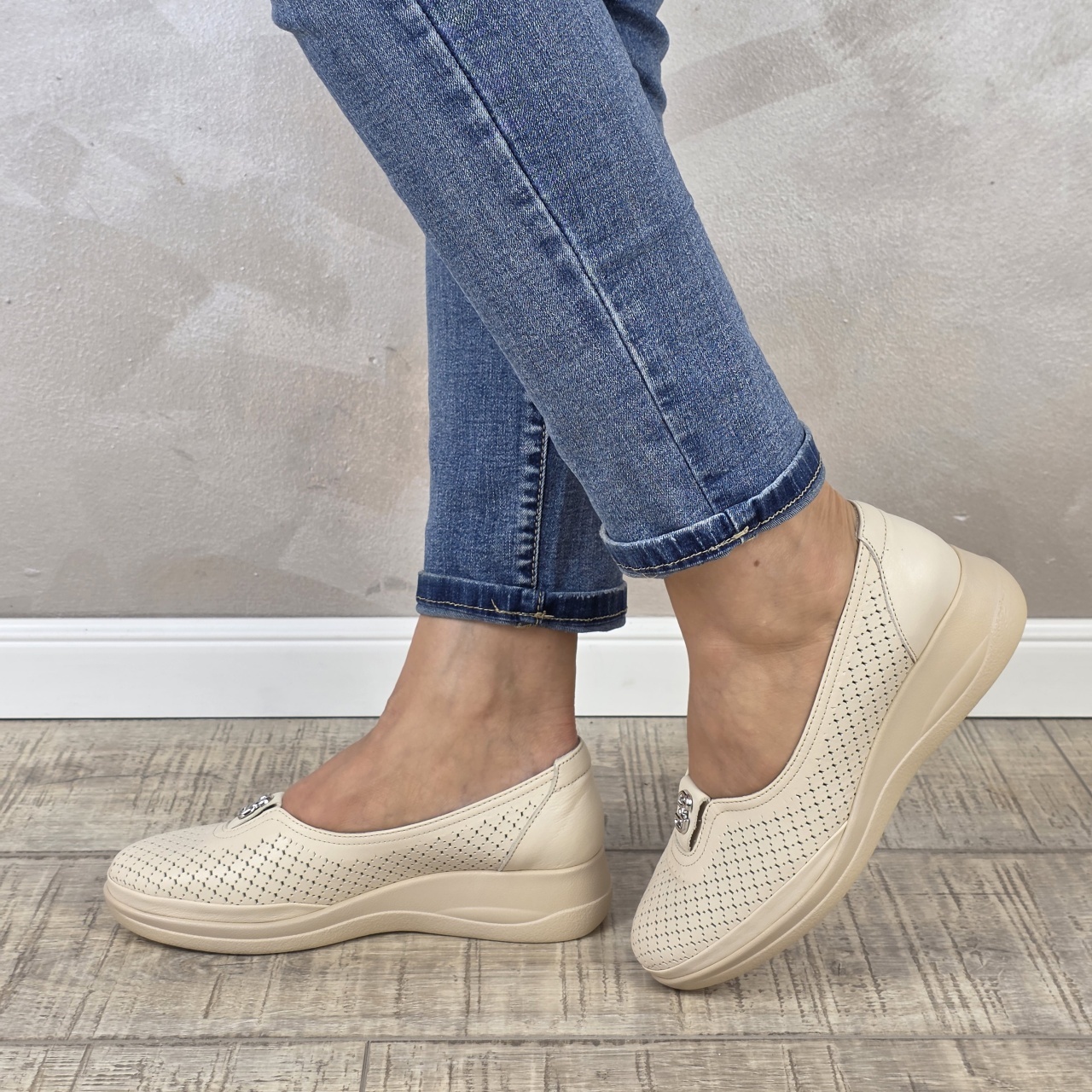 pantofi dama piele naturala comozi cu toc Pantofi dama MANOS.RO piele naturala PP417