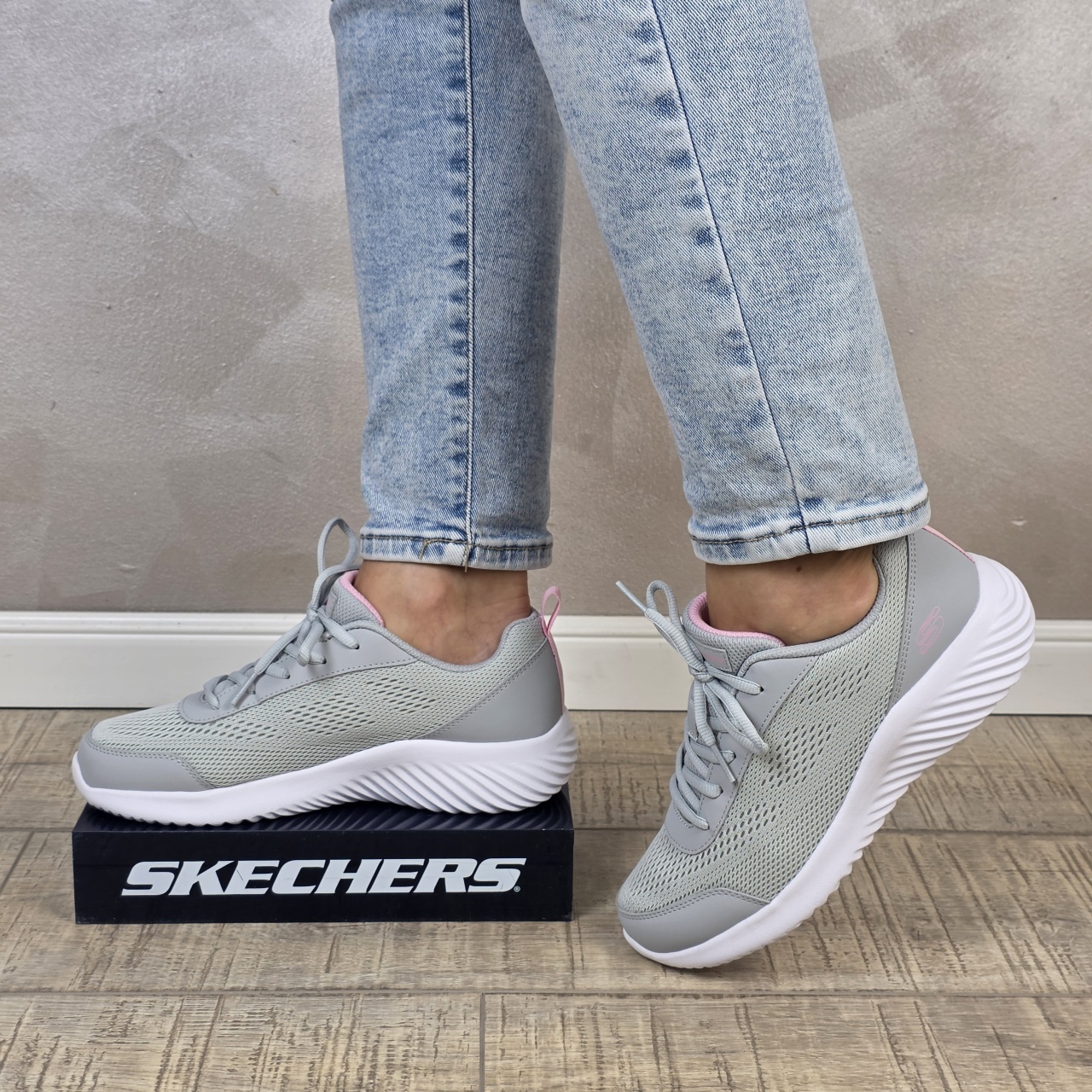 Manos Shoes Pantofi dama sport Skechers - , GLIDE-STEP, din material textil 303679L LTGY