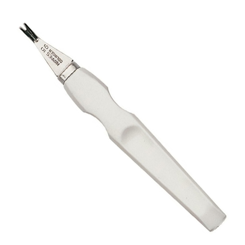 Nippes Instrument nichelat pentru cuticule 95E