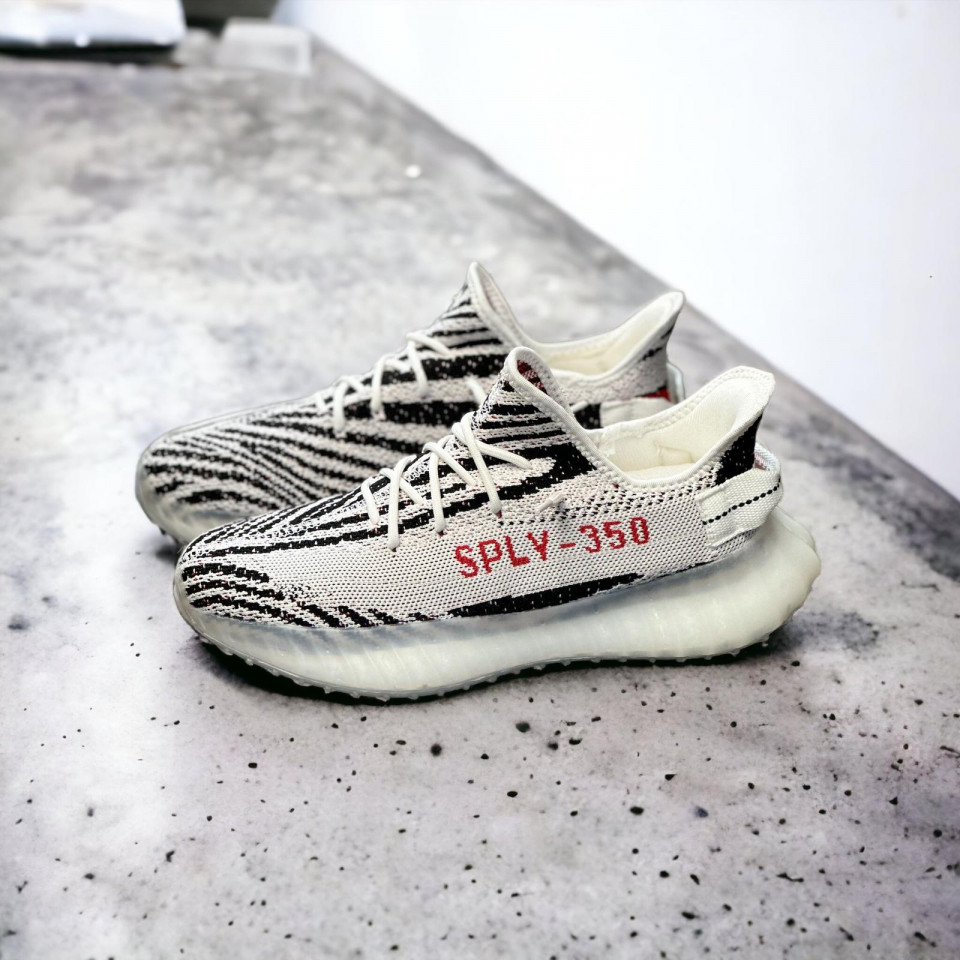 ADIDASI BARBATI YEEZY SPLY-350 WHITE&BLACK ABYZ2 (MĂRIME: 37)
