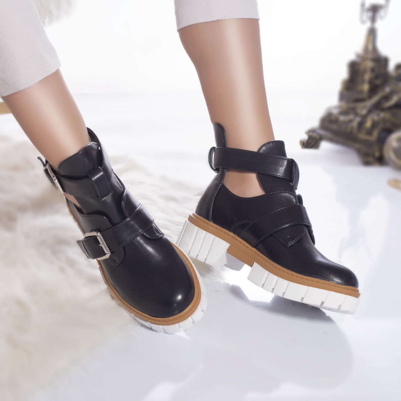 Ghete casual pilara piele ecologica negru
