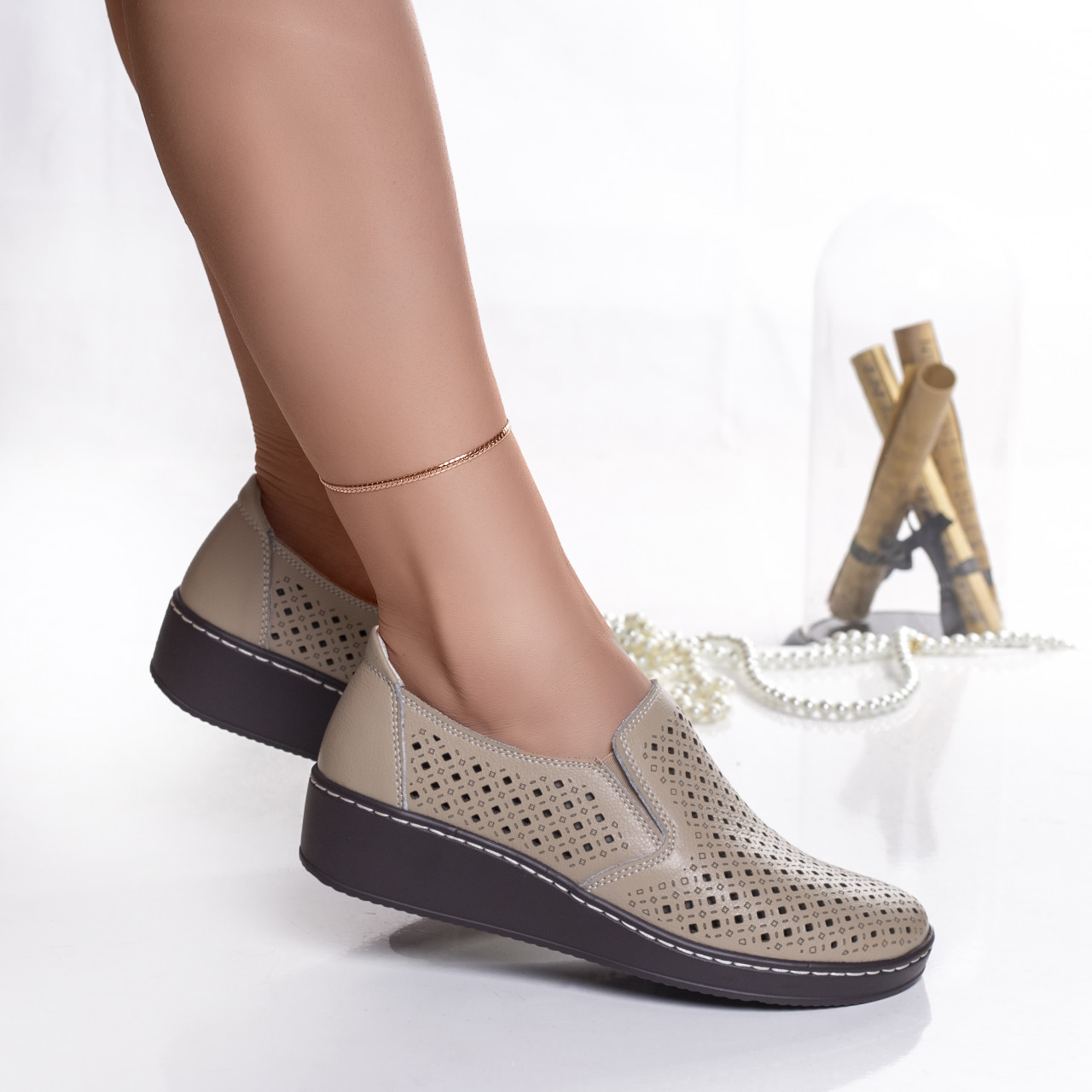 Pantofi dama casual bej din piele naturala sifar