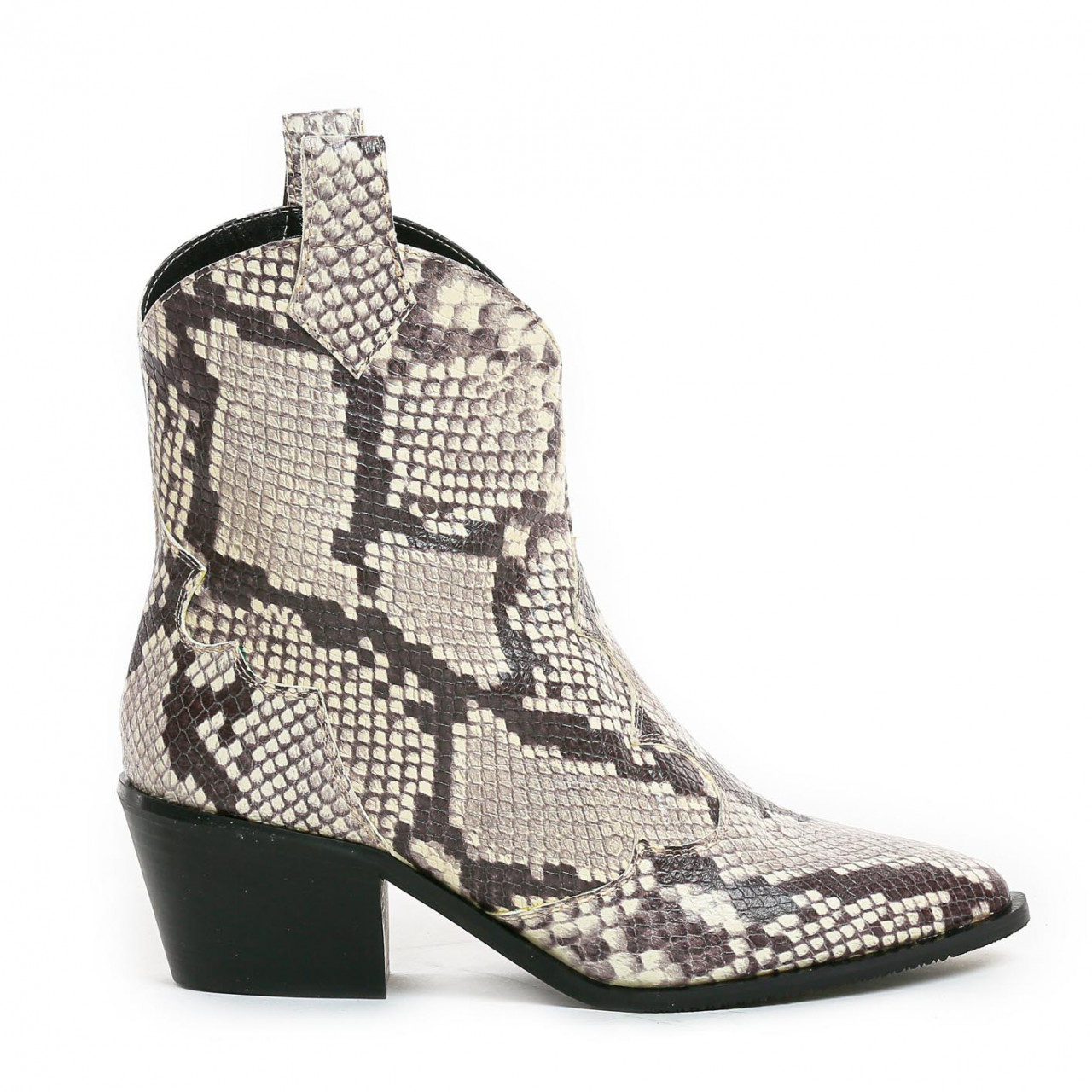 Poze Ciocate Bosnia Sarpe Maro