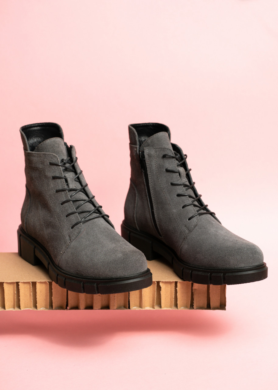 Poze Ghete Malaga Piele Intoarsa Gri