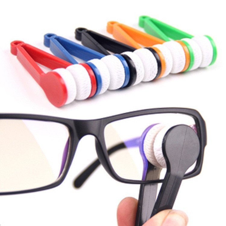 Instrument pentru curatat ochelari
