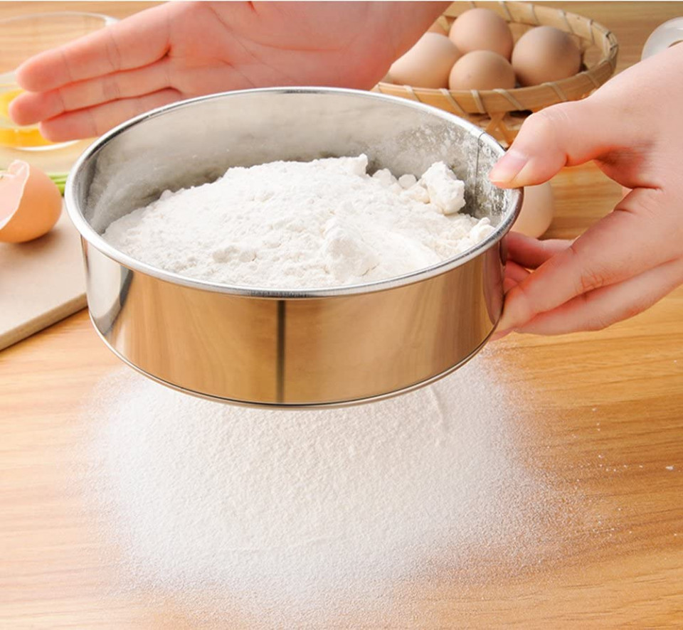 Sita cernut din inox pentru faina , 6 piese