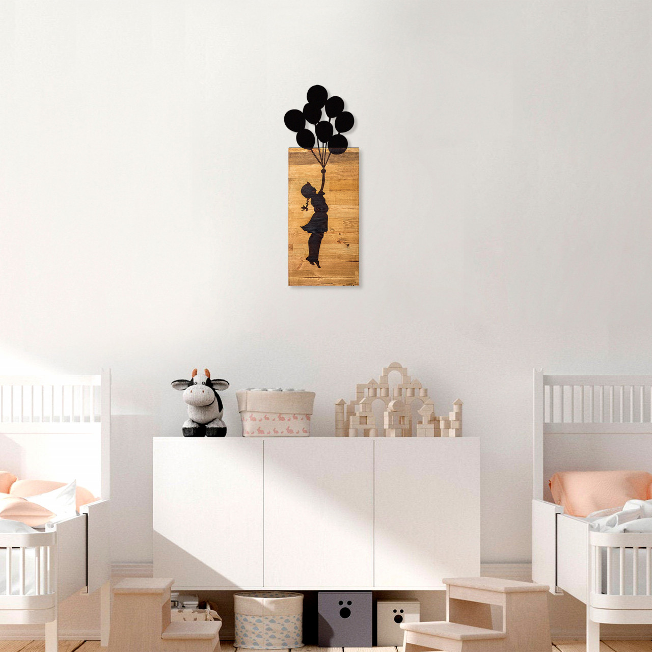 Poze Accesoriu decorativ de perete din lemn Chıld And Balloons