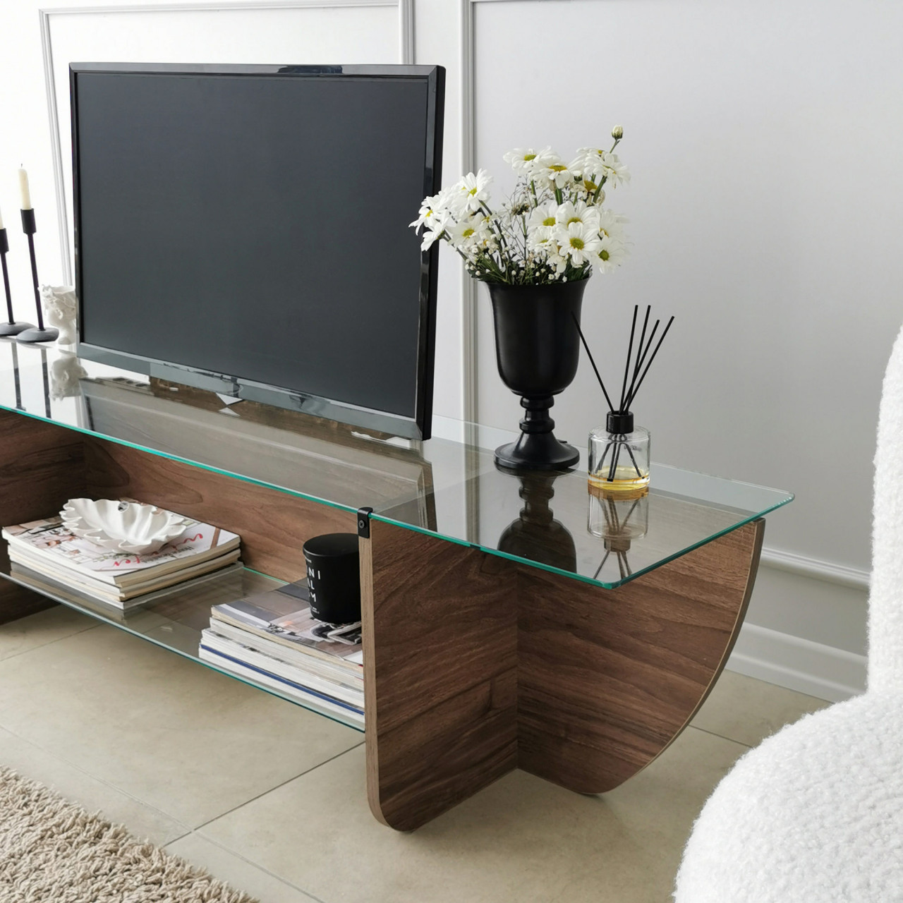 Poze Comoda TV Lily nuc