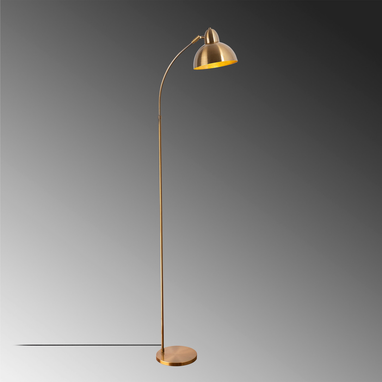 Poze Lampadar Varzan - 10850