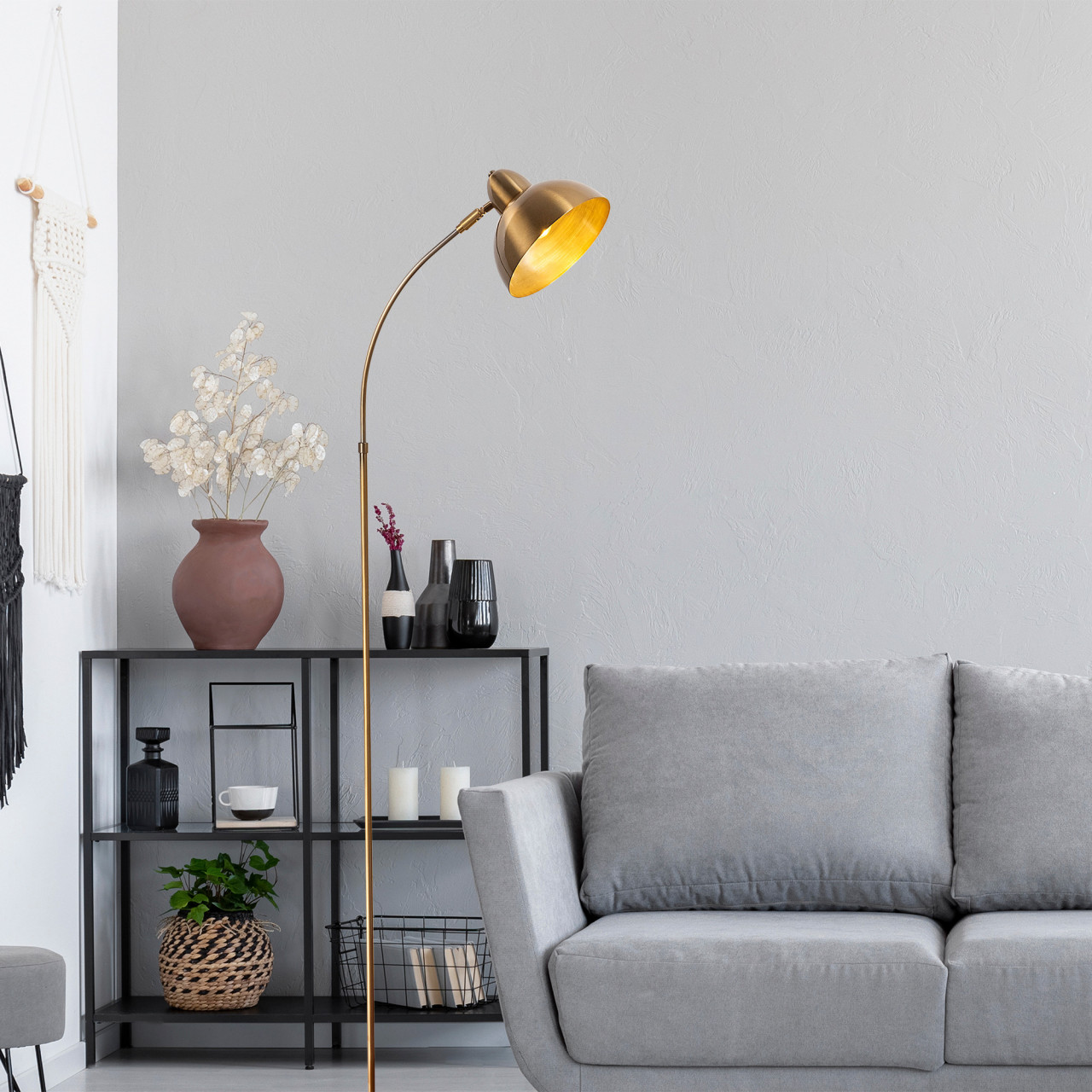Poze Lampadar Varzan - 10850
