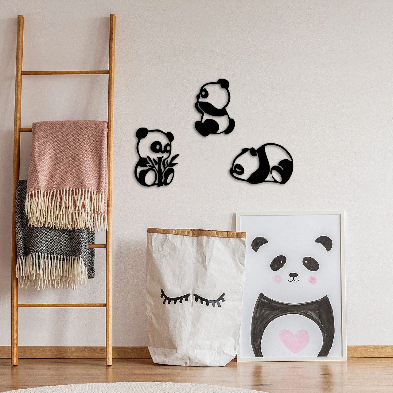 Poze Accesoriu decorativ de perete metalic Pandas - 298