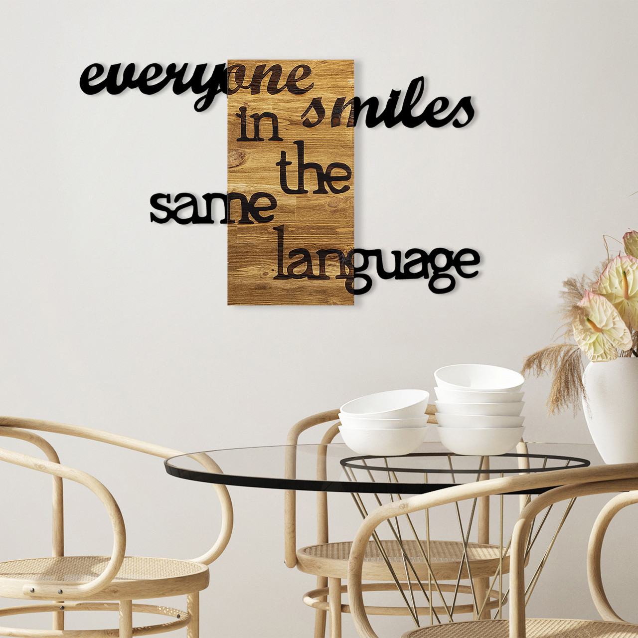 Poze Accesoriu decorativ de perete din lemn Everyone Smiles in The Same Language