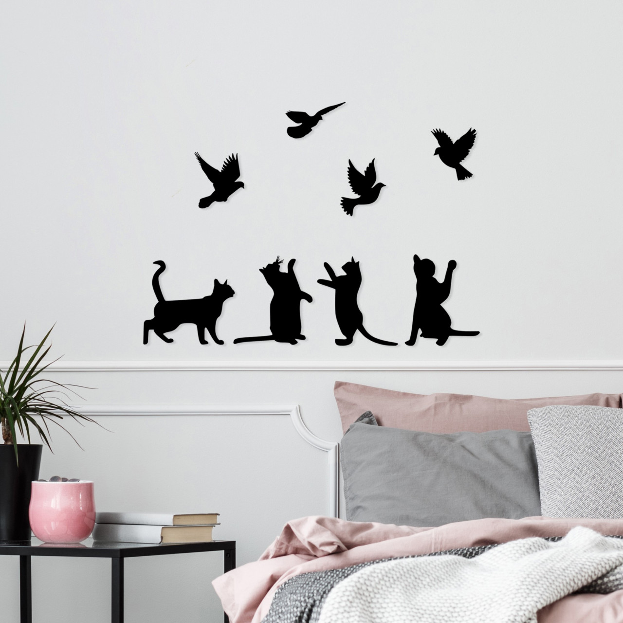 Accesoriu decorativ de perete metalic Birds playing with cats