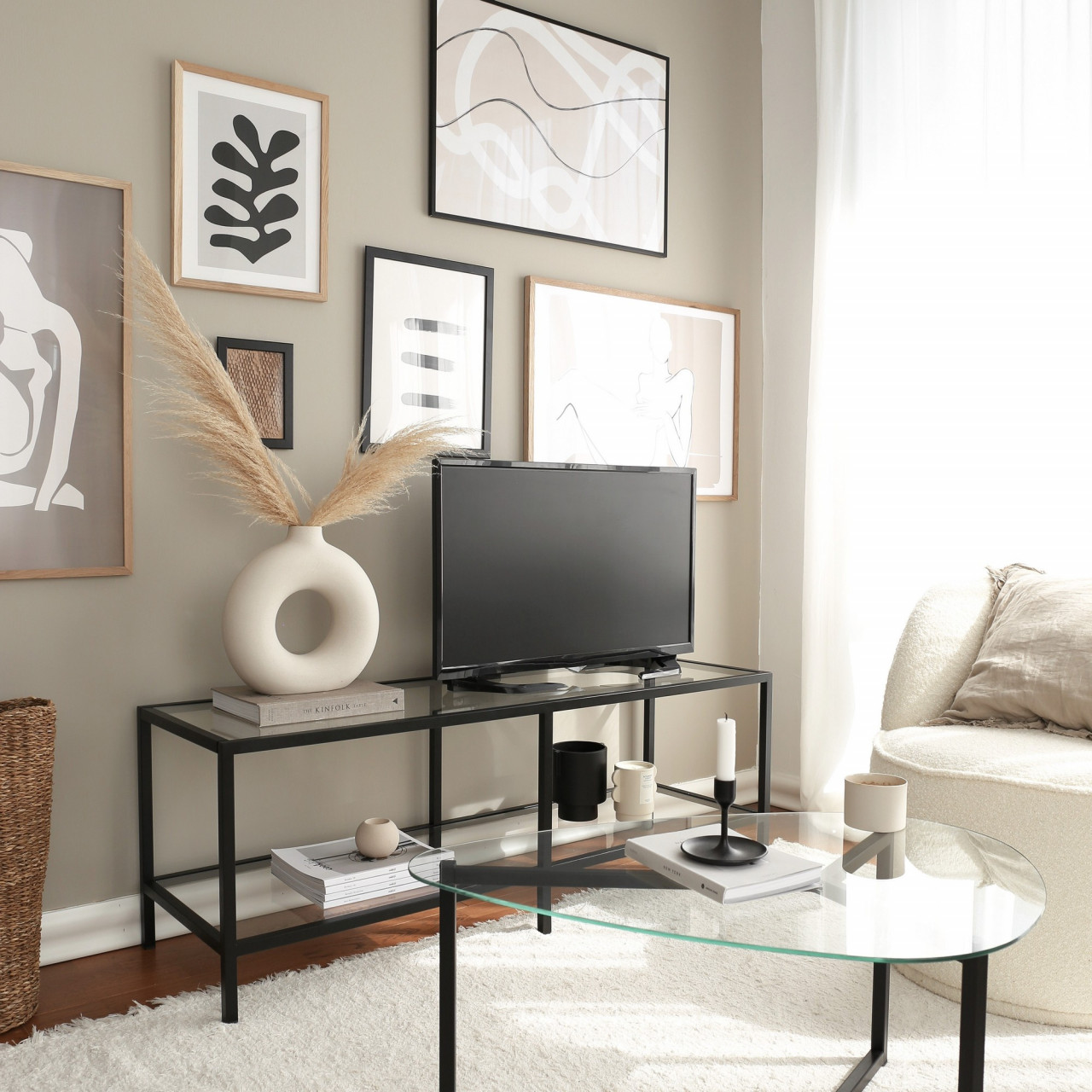 Poze Comoda Basic TV500 neagra