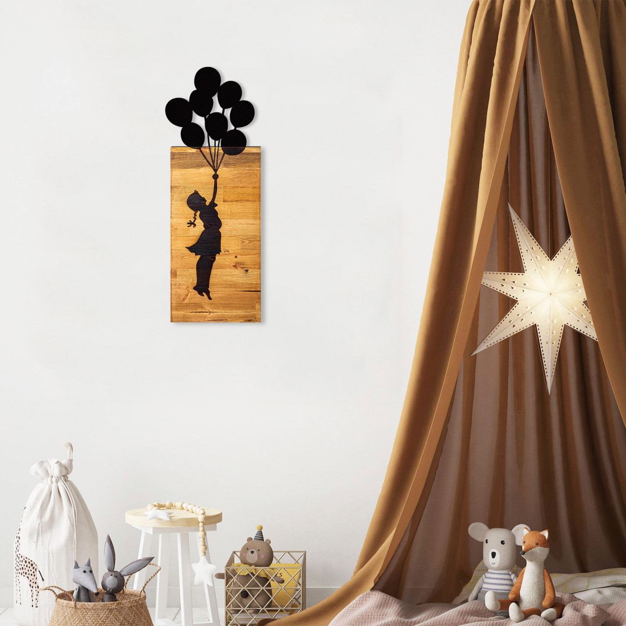Poze Accesoriu decorativ de perete din lemn Chıld And Balloons
