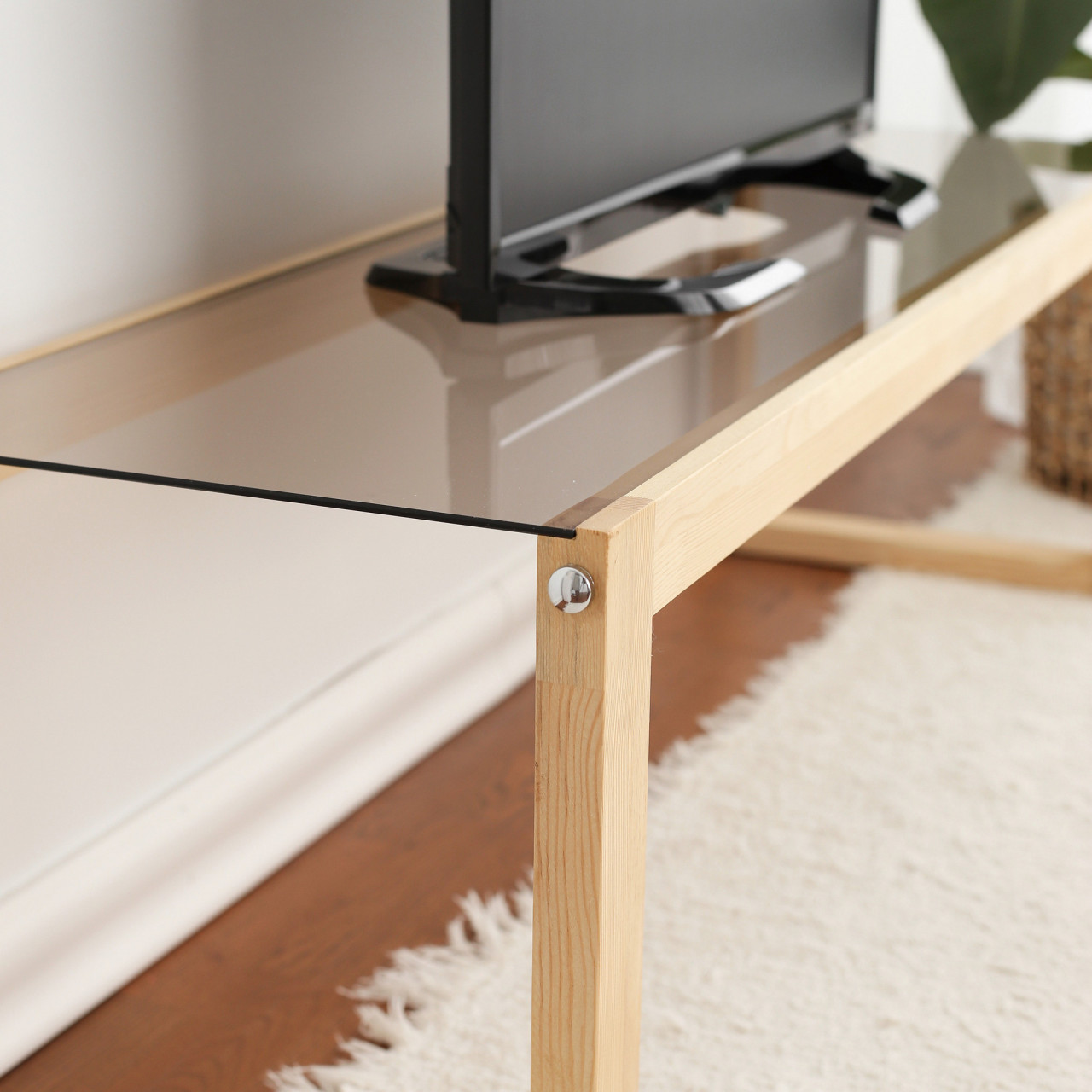 Poze Comoda TV Via natur