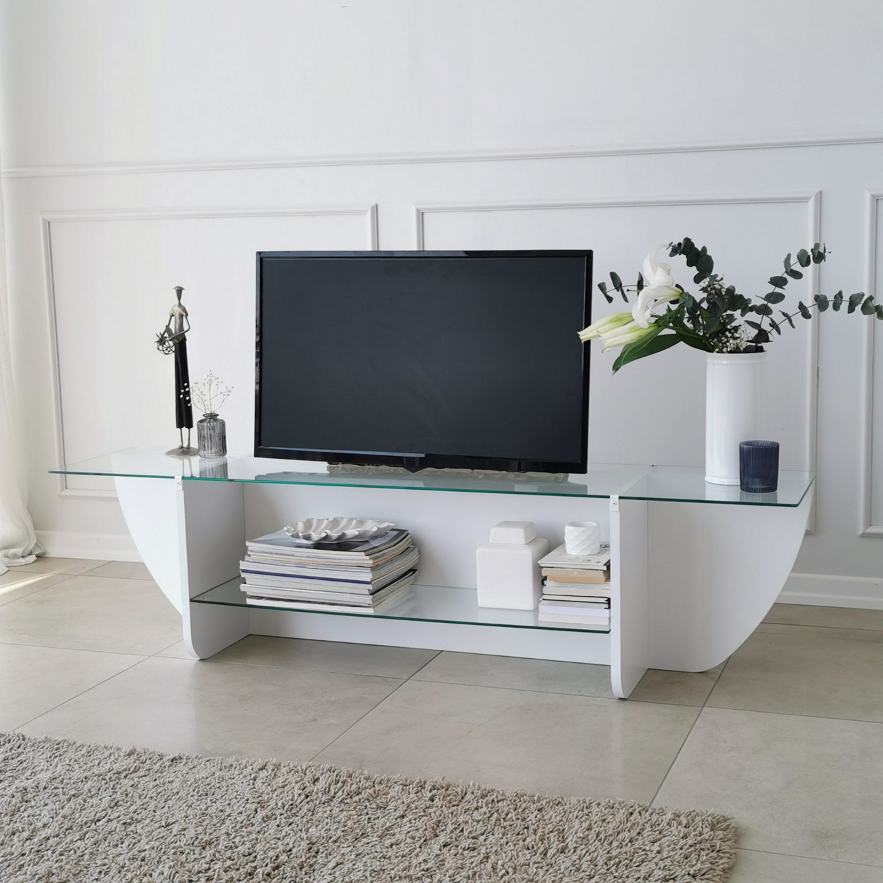 Poze Comoda TV Lily alba