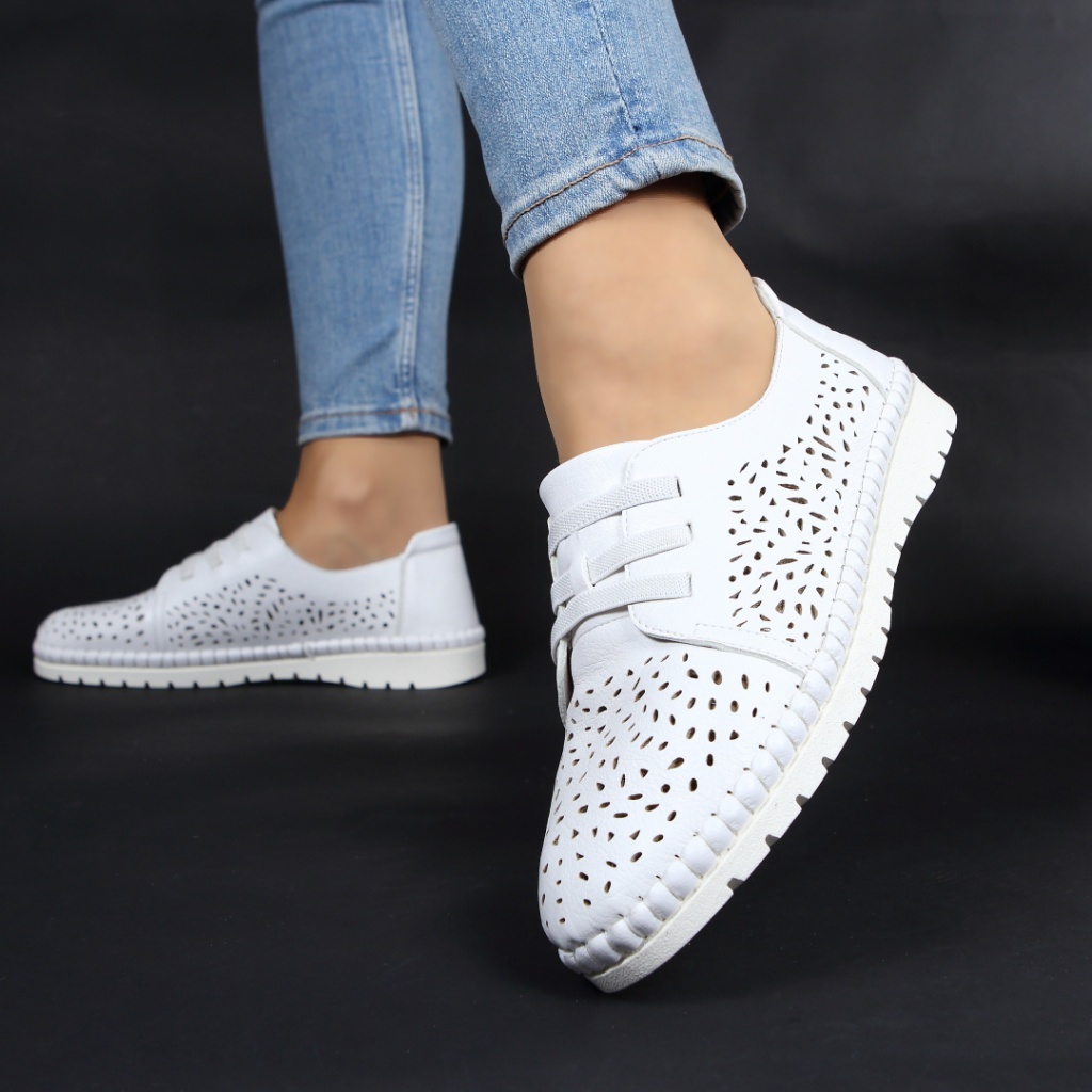 Pantofi albi comozi Zelda