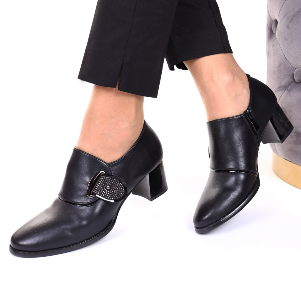 Pantofi negri usori zeinep