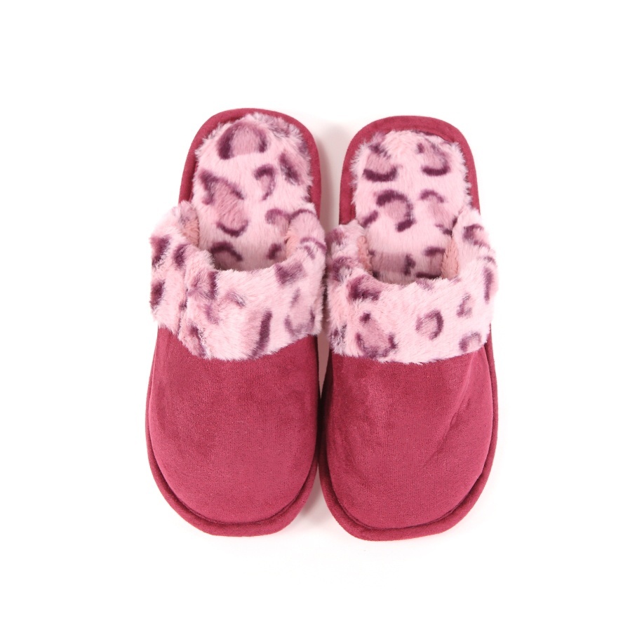 Papuci mov de casa Avari