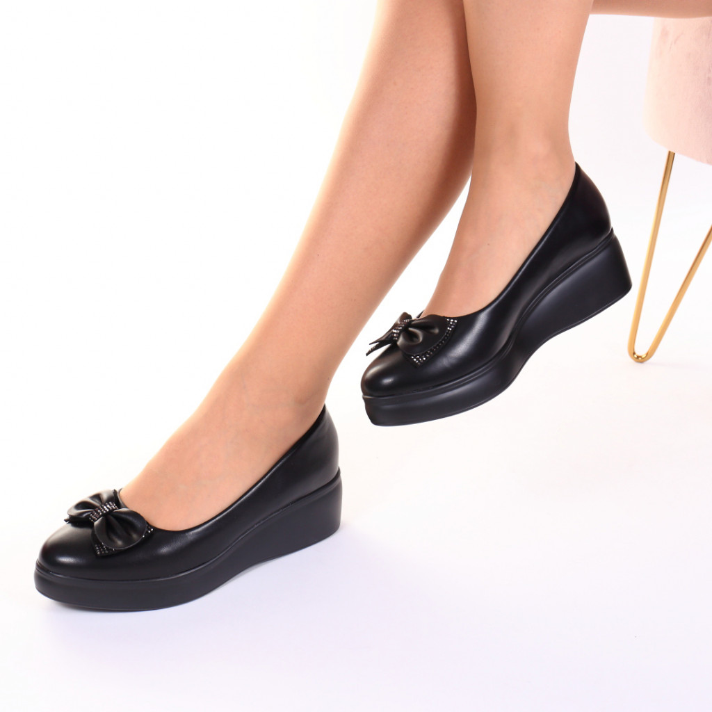 Pantofi negri cu platforma ovidia