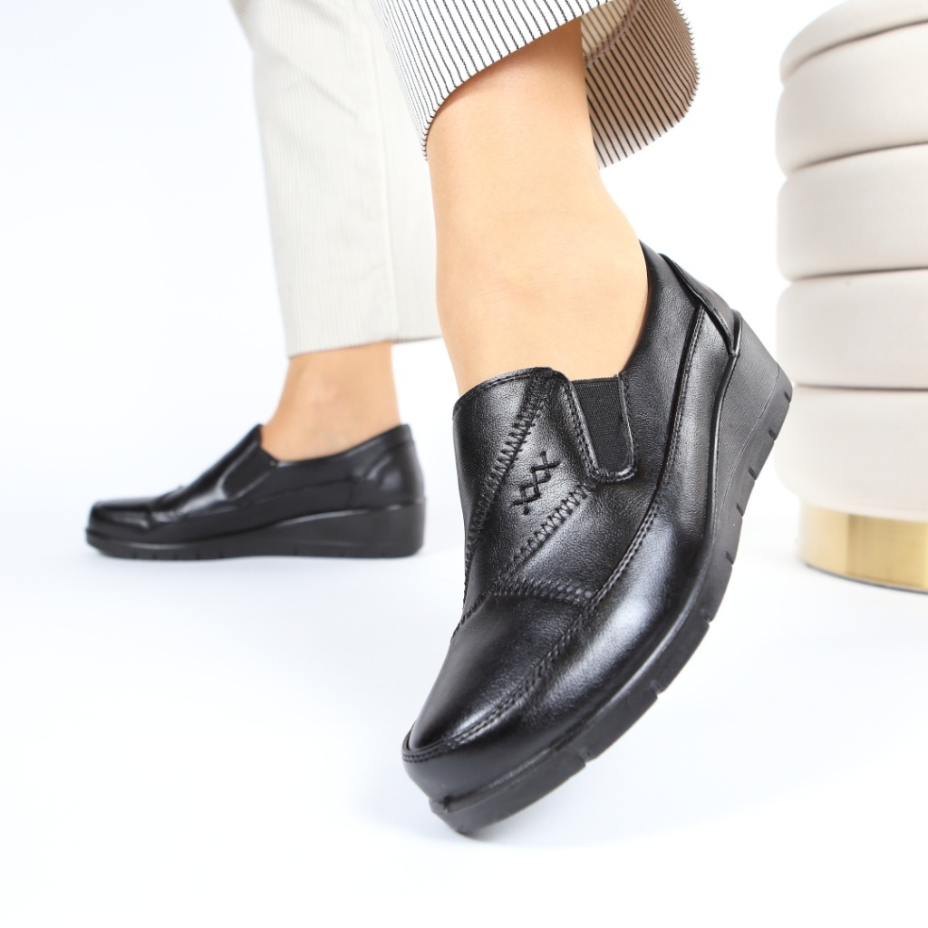 Pantofi negri usori si comozi Farezia