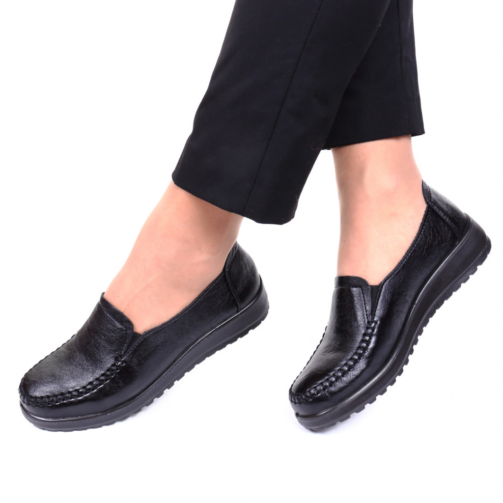 Pantofi piele ecologica negri violeta