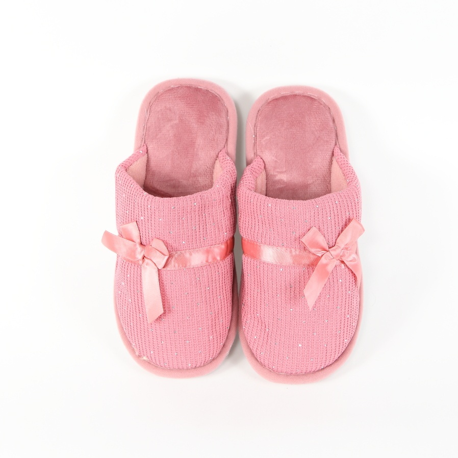 Papuci roz de casa Olis