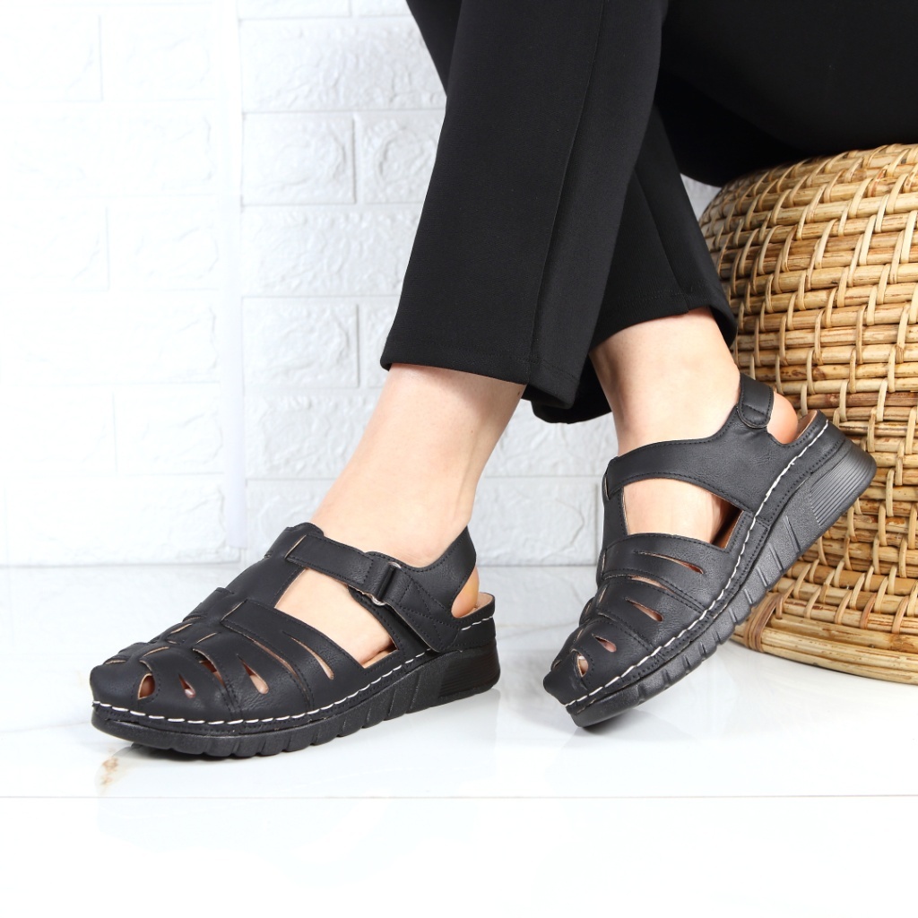 Sandale negre usoare Brena
