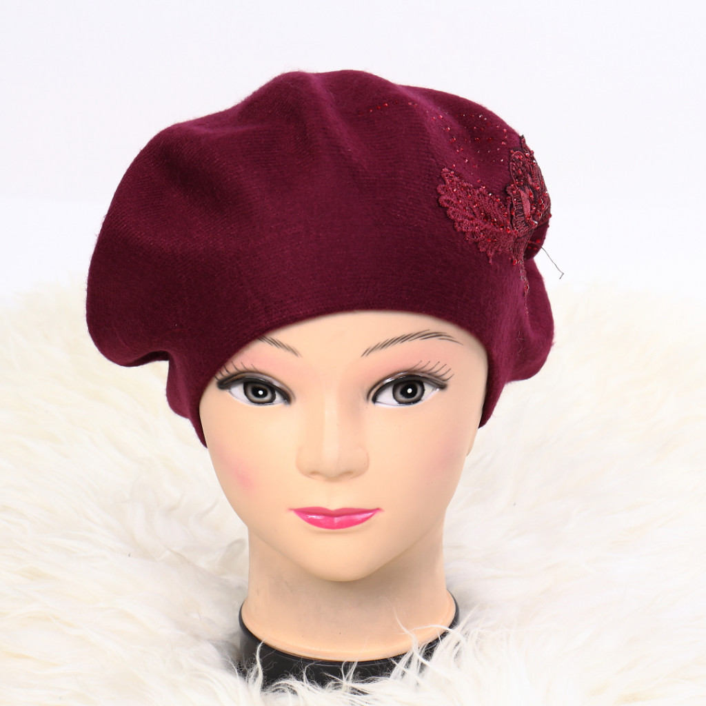 Basca cu model bordo tira