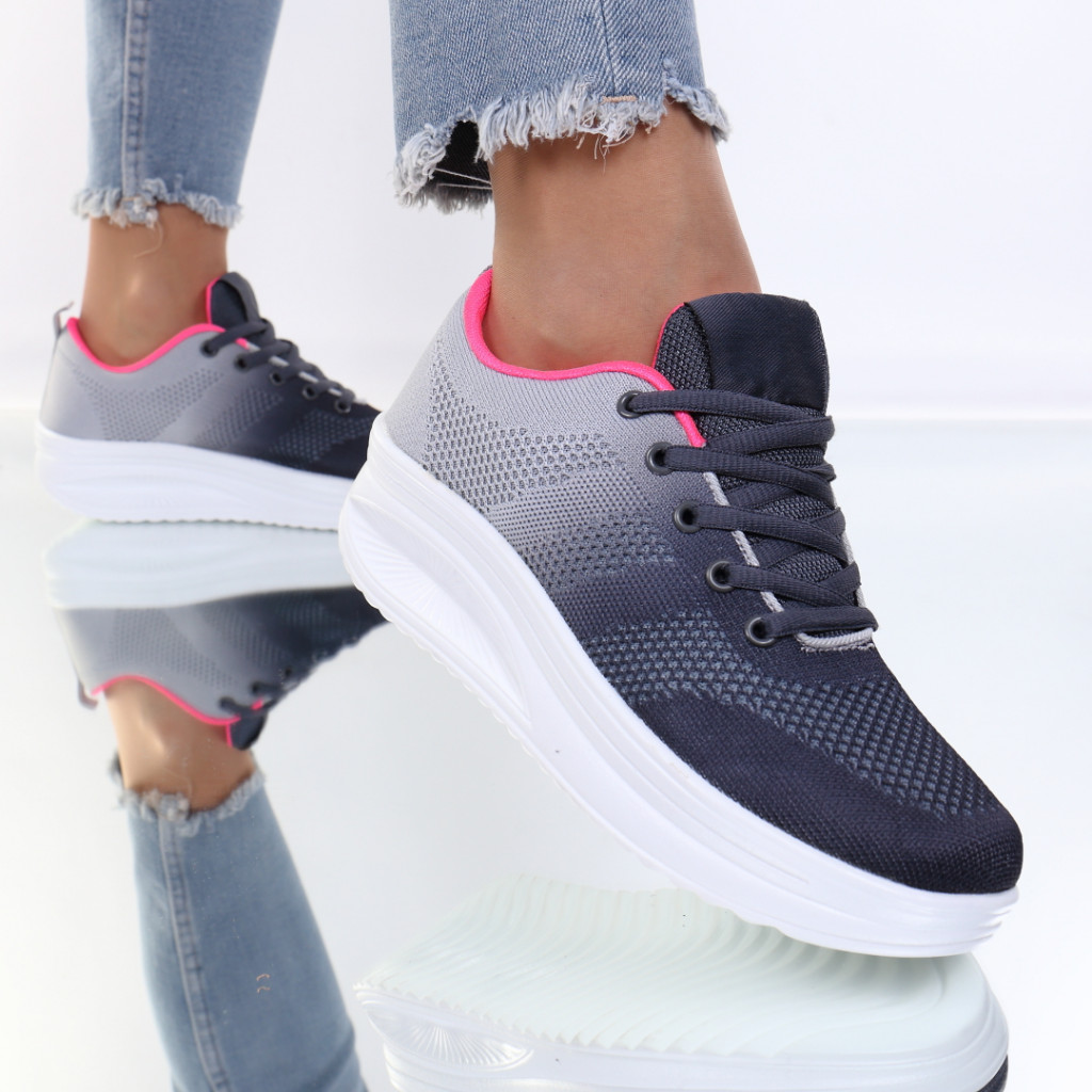 Adidasi material textil gri cu roz linda