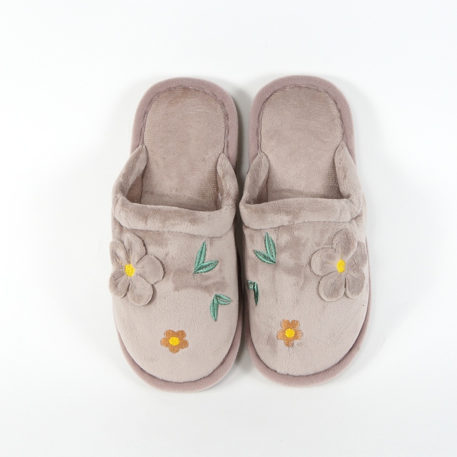 Papuci maro de casa Esera