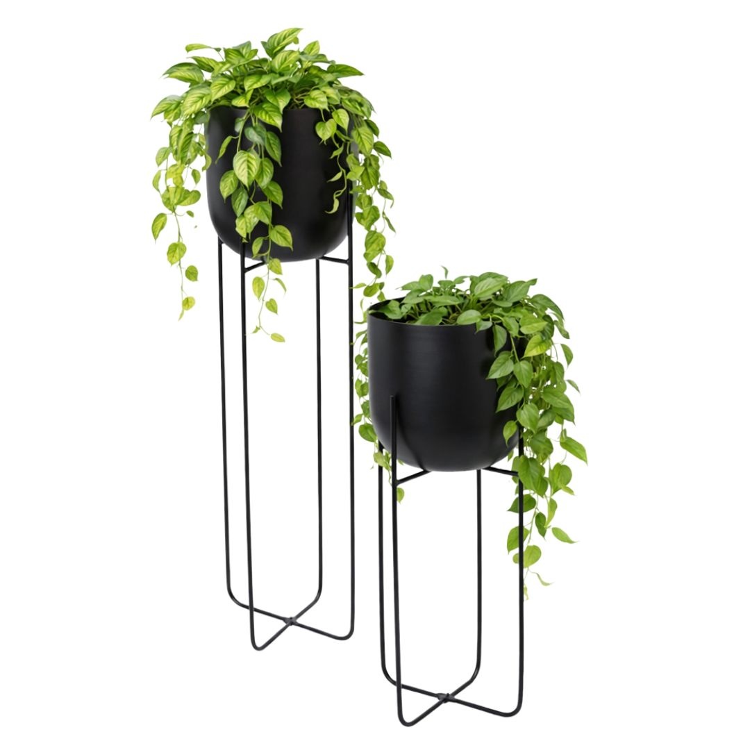 Set două ghivece decorative pentru plante și flori, din metal negru, cu picioare înalte și subțiri