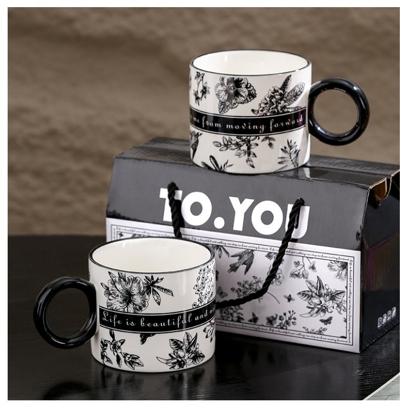 Set 2 căni din ceramică, „TO YOU” alb-negru, în cutie cadou premium,…