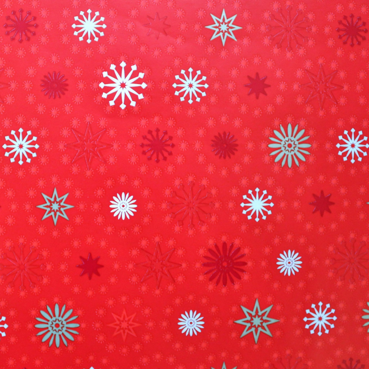 Hârtie ambalat Crăciun 200x70cm fulgi-zăpadă roșu