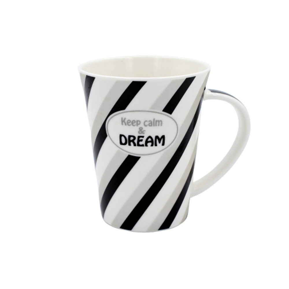 Cană din porțelan personalizată cu mesaj "Keep calm and DREAM"