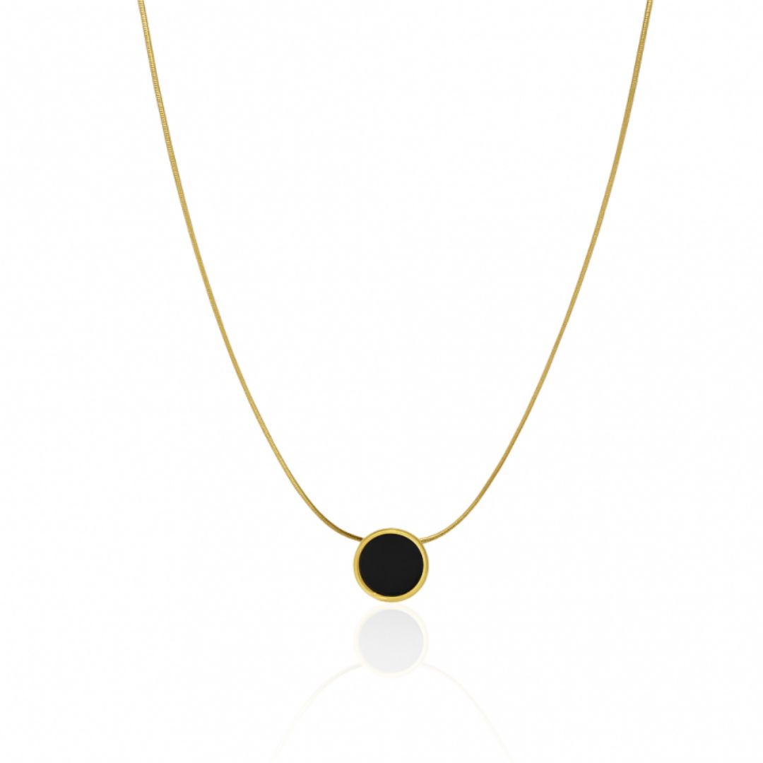 Colier elegant cu pandantiv cerc negru – Oțel chirurgical placat cu…